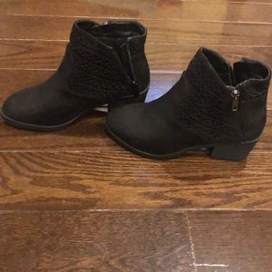 Size 5 black ankle booties